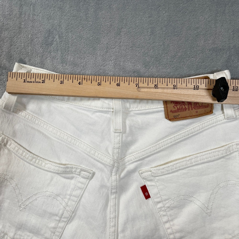 Levis Shorts Womens 24 501 Original High Rise White Denim Cut Off Button Fly - Picture 6 of 6